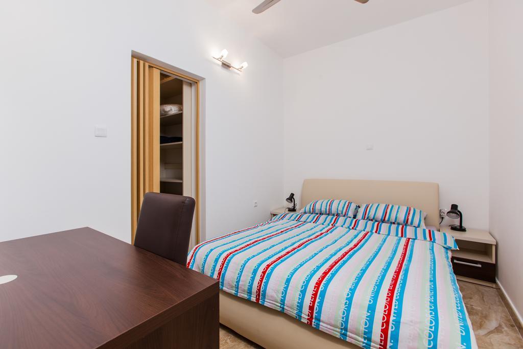 La Perla Apartments 수티반 외부 사진